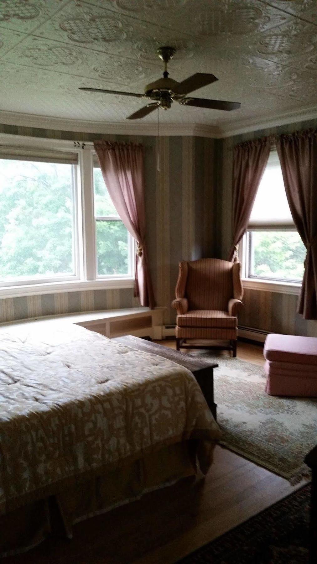 The Inn On Winter'S Hill Kingfield Екстер'єр фото